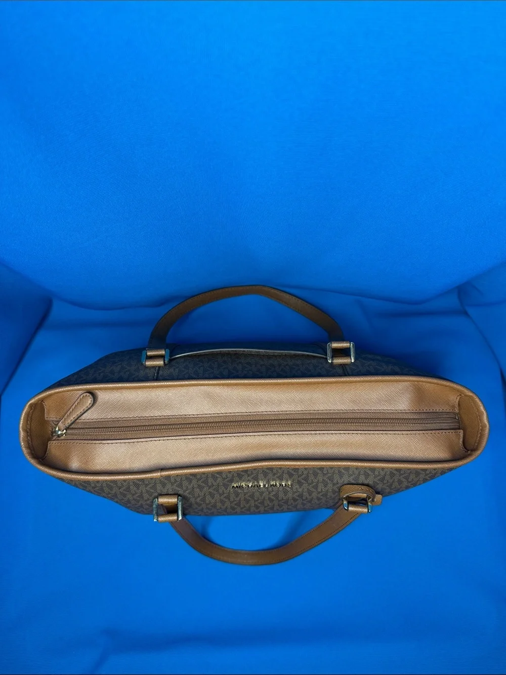 MICHAEL KORS LARGE SADY CARRYALL BROWN SIGNATURE LOGO LAPTOP / SHOULDER TOTE BAG